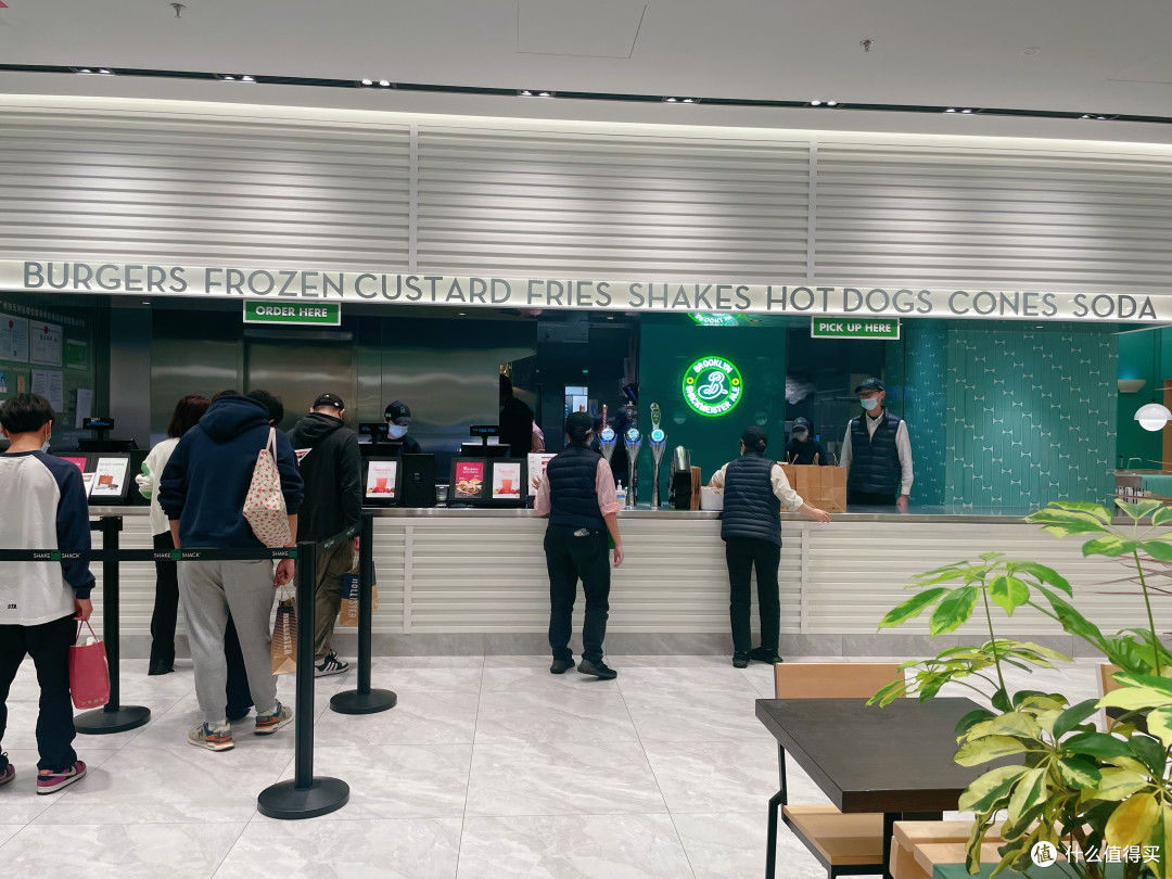 纽约神级汉堡广州首店,名不虚传汉堡天花板