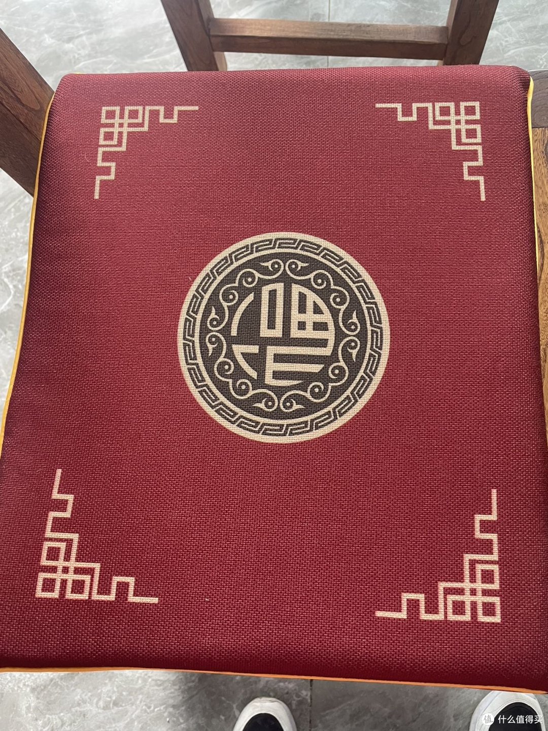 久坐屁股痛那你就应该加一张垫子了