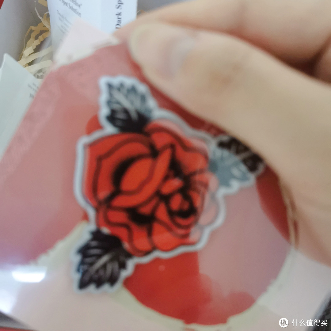 科颜氏淡斑精华情人节礼盒~