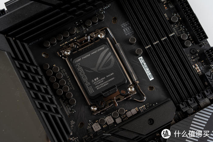 蓝调风冷——ROG Z790HERO+4090AMP+追风者P500A装机展示