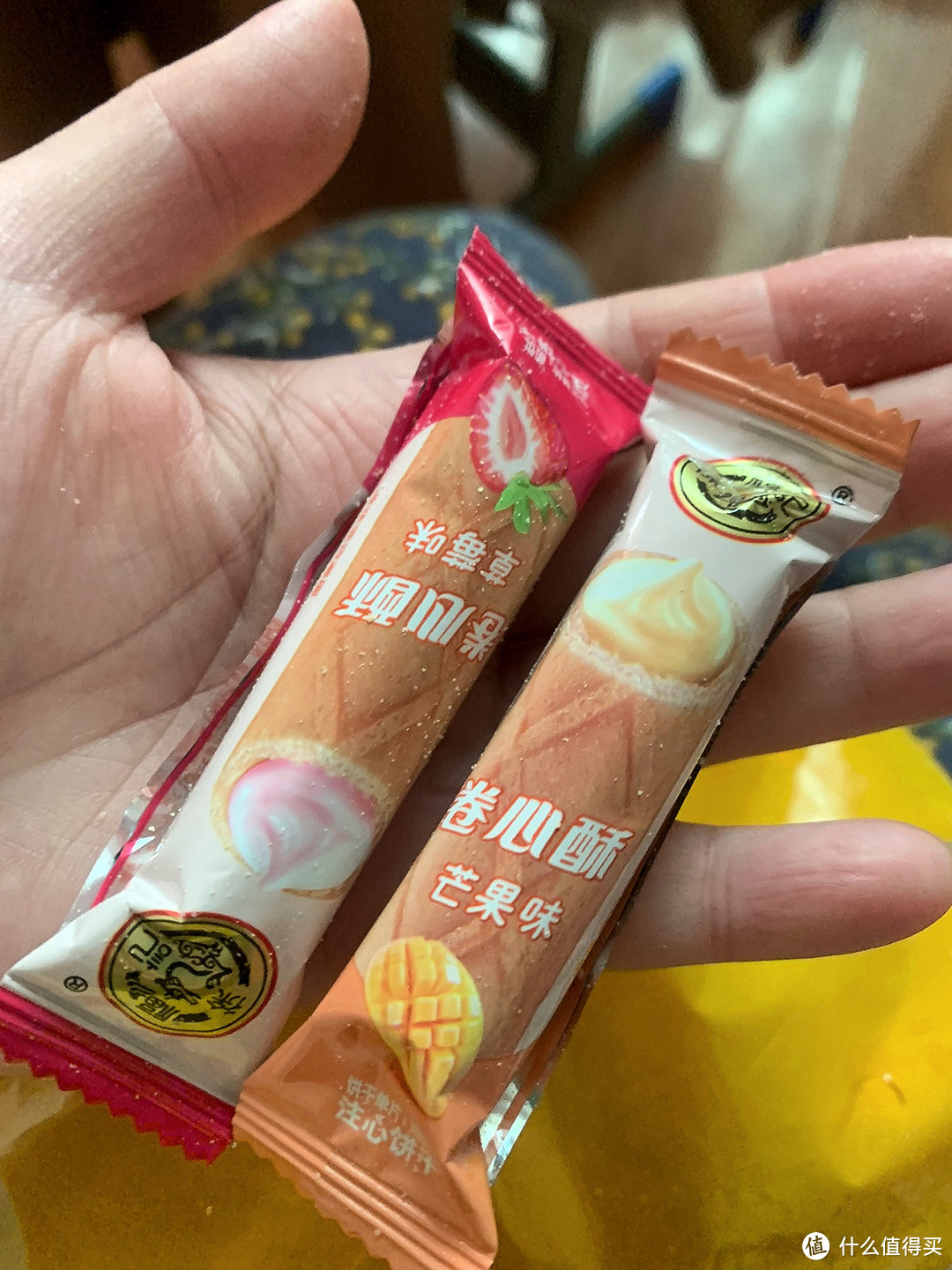 零食推荐徐福记卷心酥