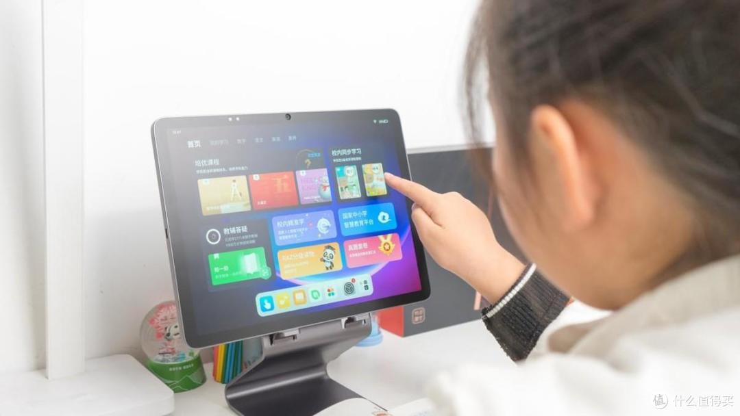 没时间精力辅导孩子学习,那就让学而思学习机来帮你吧