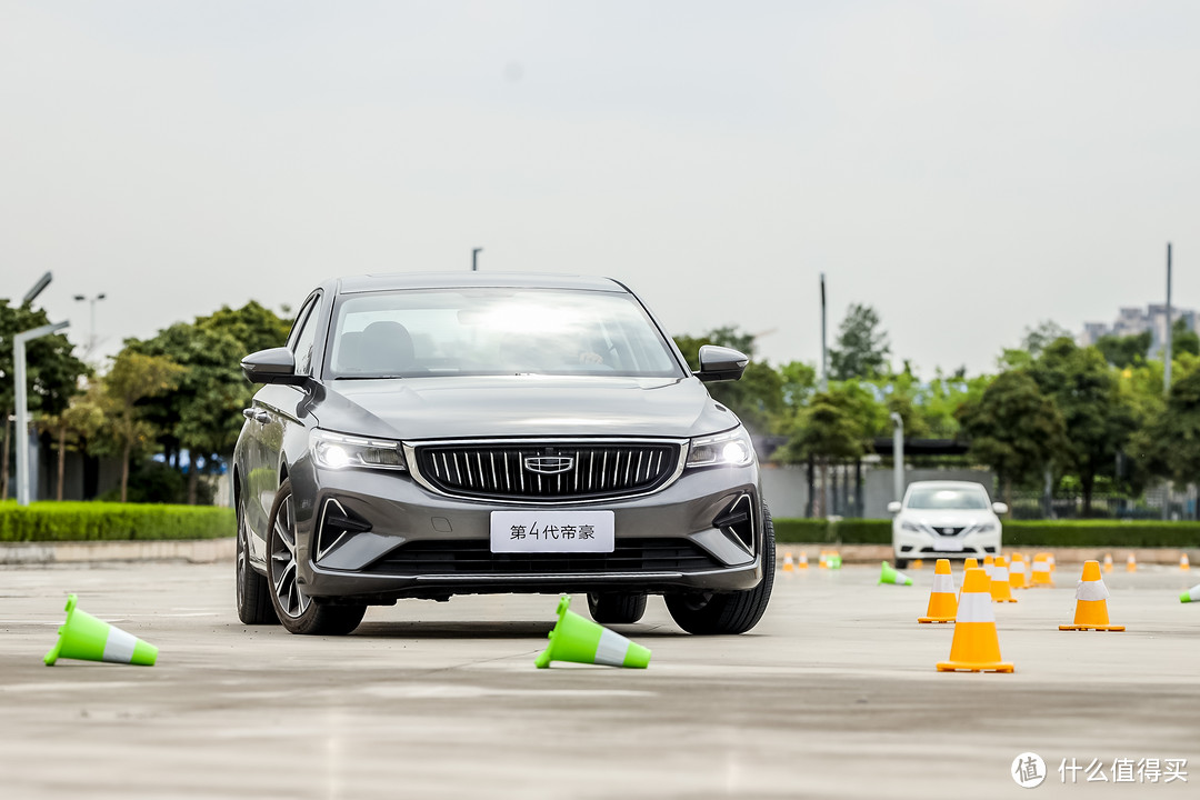 这三款燃油家用车，省油空间大，完全不输新能源车型。