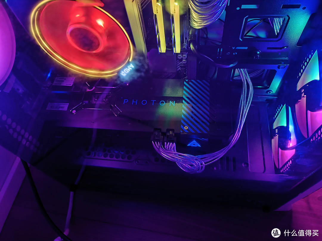 甜品来了:多多1700元的GUNNIR Intel Arc A750 Photon 8G OC显卡
