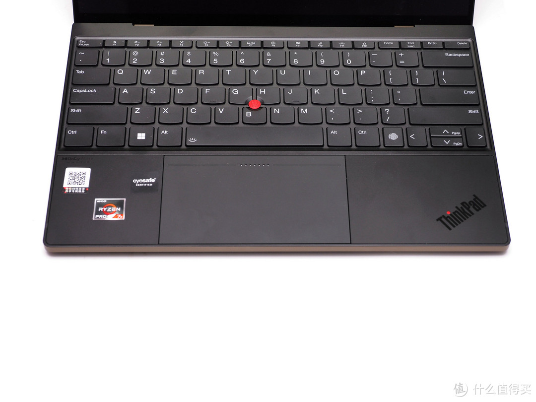 锐龙芯的高端轻薄本什么样？联想ThinkPad Z13评测