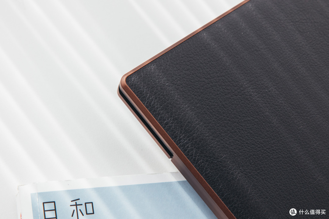 ​30周年Z时代之作，AMD定制锐龙加持，ThinkPad Z13解读