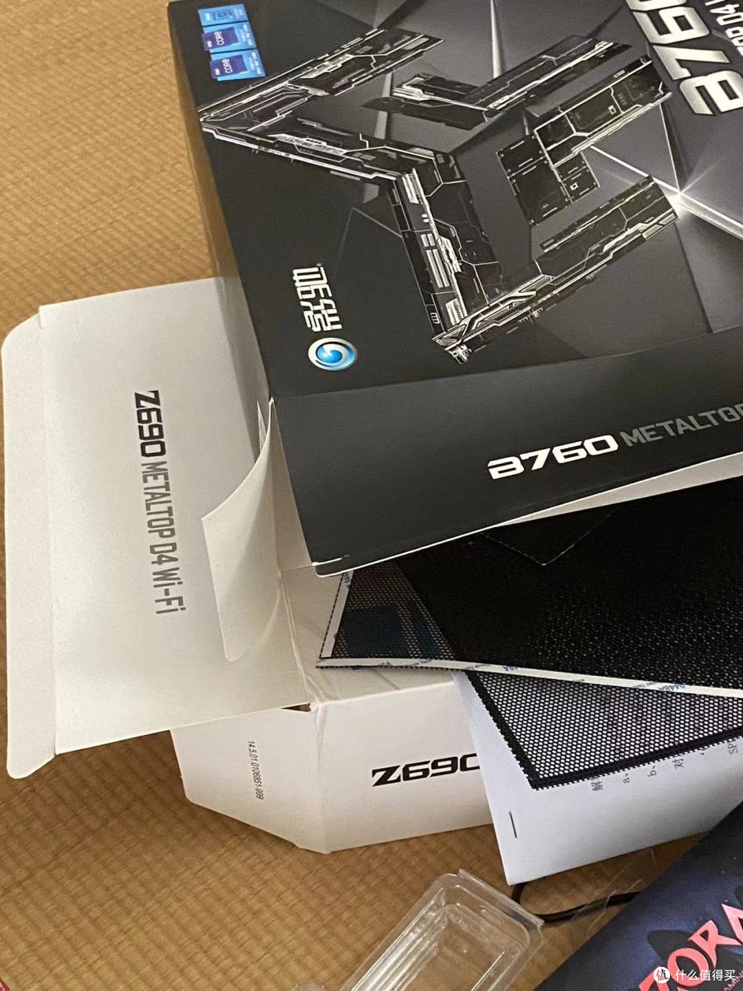 软件显示130W实际功耗翻倍260W!300元山寨主板摇身国产之星虚标
