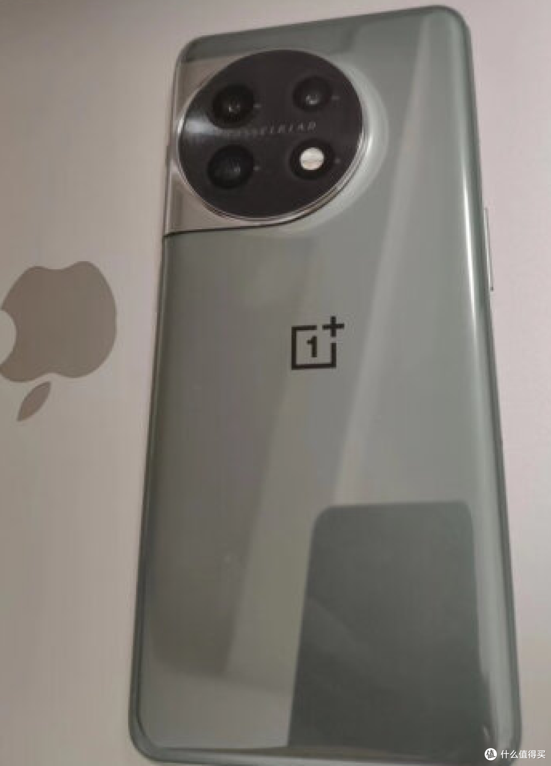 性能旗舰，一加11全面升级，12GB运存起步