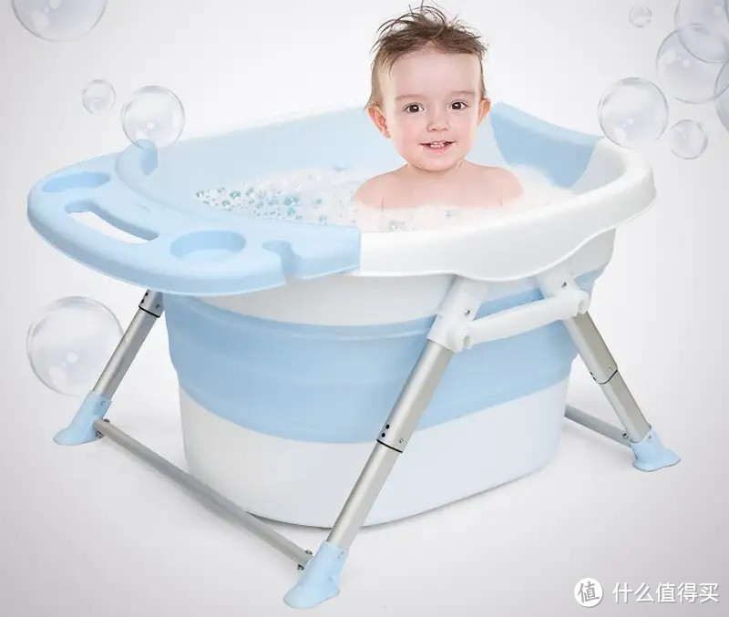 多功能的折叠浴桶，让小朋友的沐浴更自在
