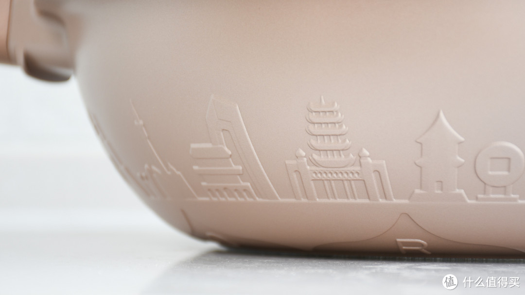 帝伯朗Century城际系列八合一浮雕多用锅:煎炒蒸煮,一锅搞定!