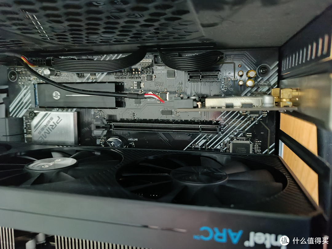 甜品来了:多多1700元的GUNNIR Intel Arc A750 Photon 8G OC显卡