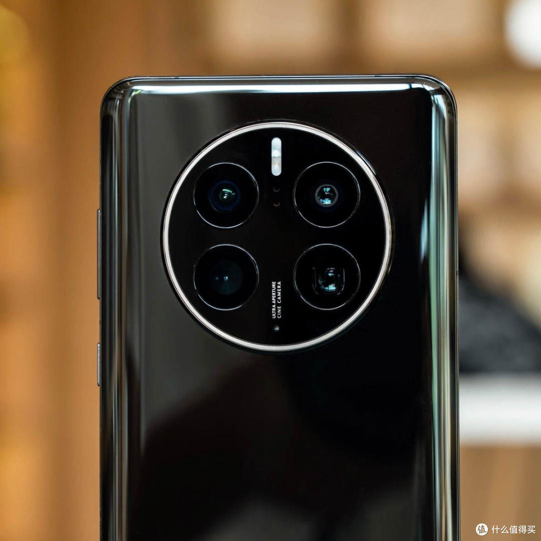 huawei/华为mate 50 pro曜金黑是挺不错,系统流畅度很高,拍照也好