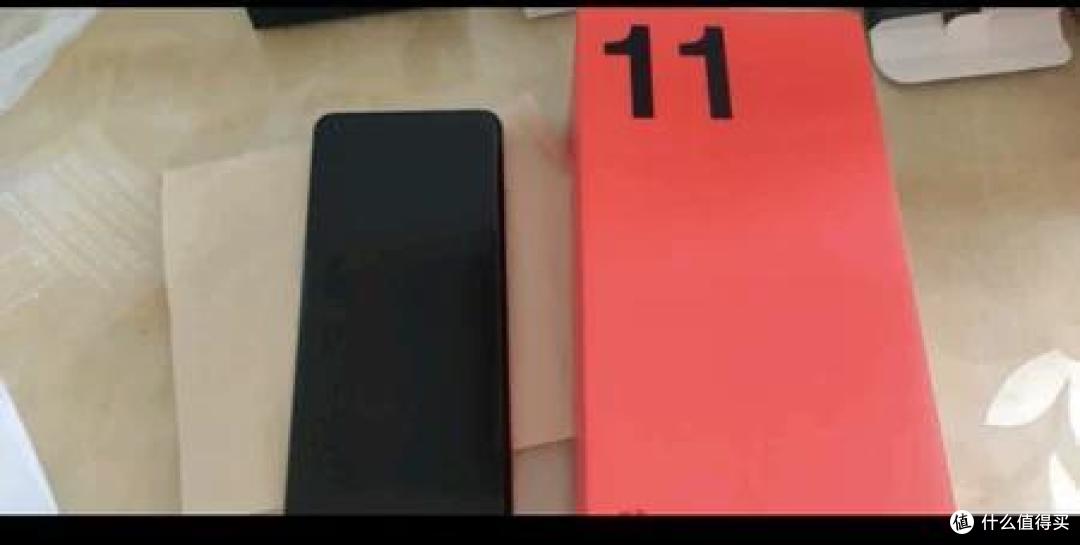 一加11,情人节礼物好选择,送给你的伴侣