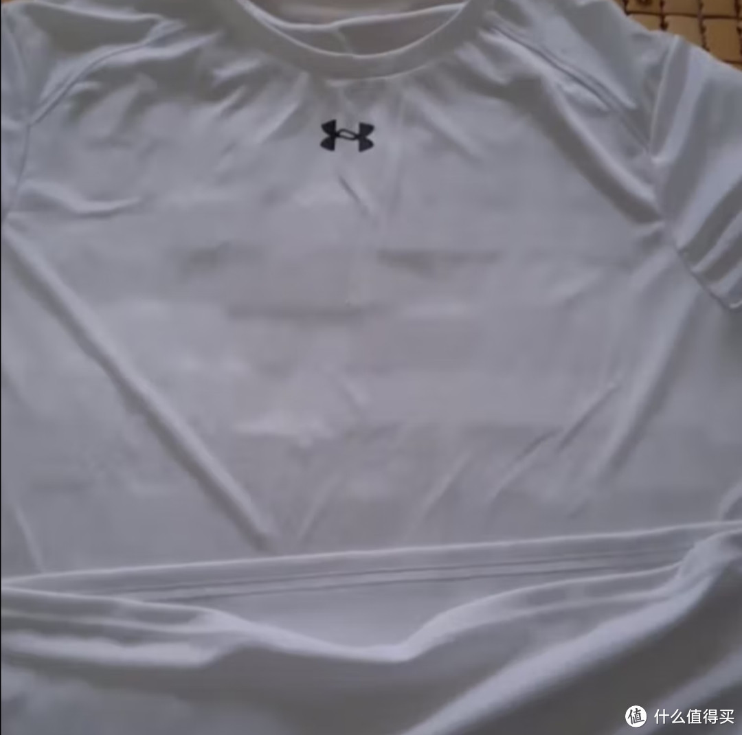 安德玛（Under Armour）官网短袖男 23春季新款运动服简约圆领休闲上衣潮流速干透气T恤男 1326799-361/军