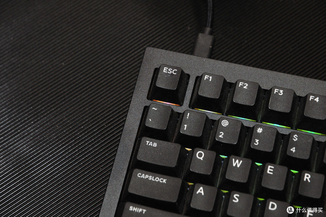 年轻人的第一款客制化键盘：Keychron Q1 入手体验分享