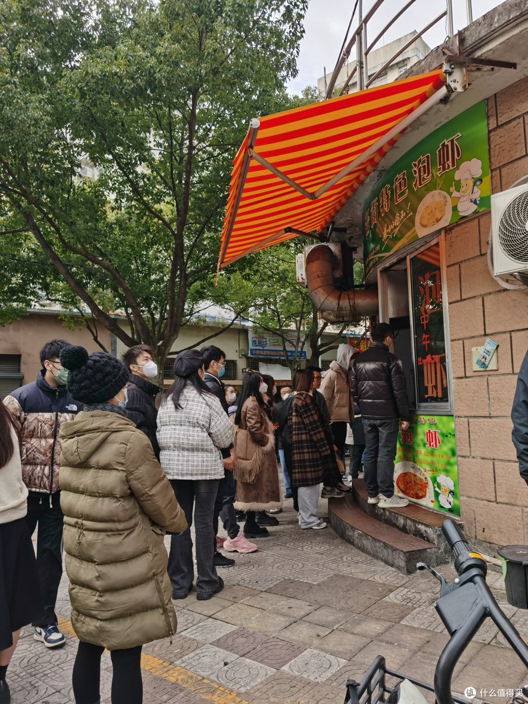 台州丨排队半小时+,才能买到的特色小吃——老街泡虾