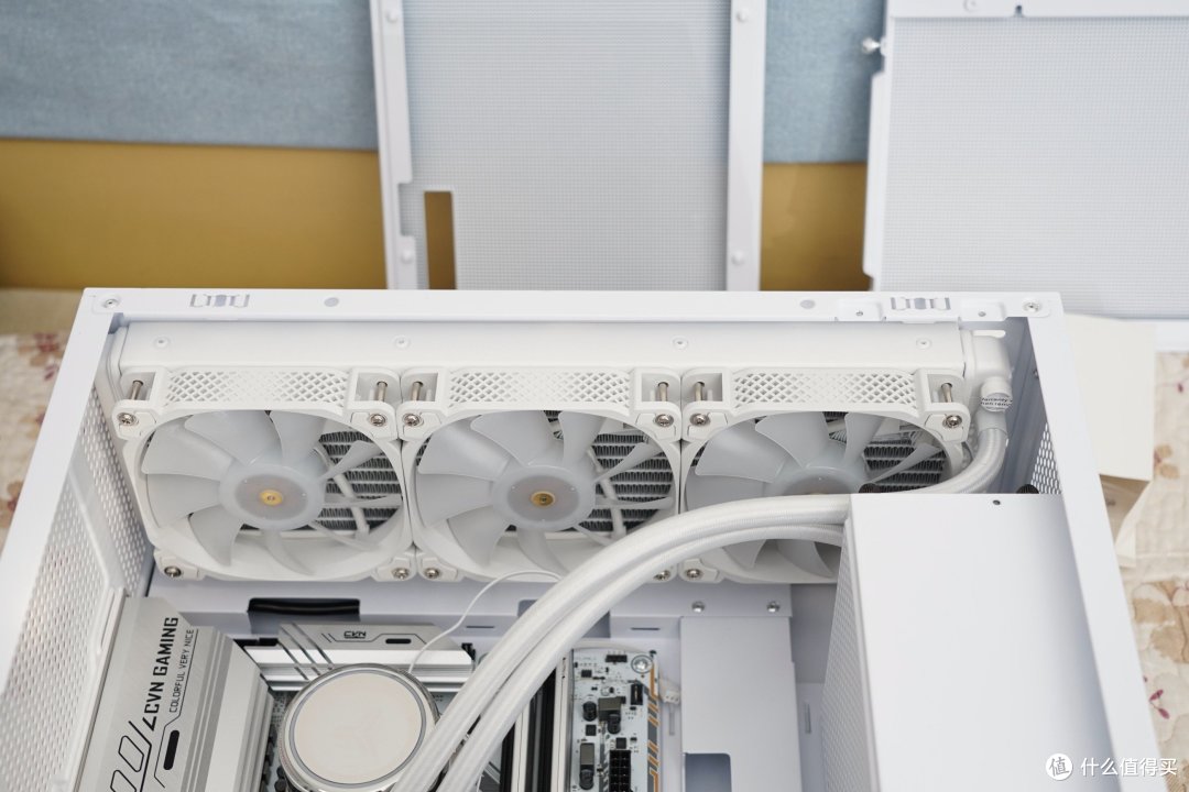 或许是MATX主板最搭的装机设计：乔思伯松果D41电脑机箱分享