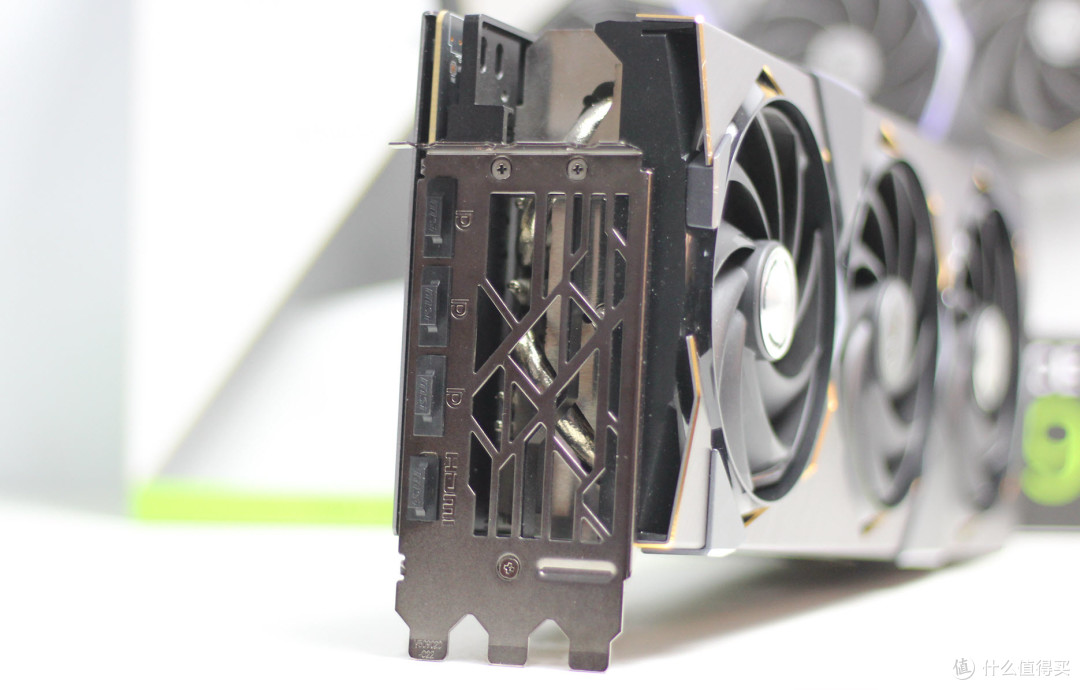 《霍格沃茨之遗》RTX4090评测:4K光追稳不了60帧,英伟达在干嘛