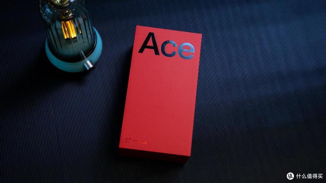一加Ace 2开箱,新年又一王炸性价比手机