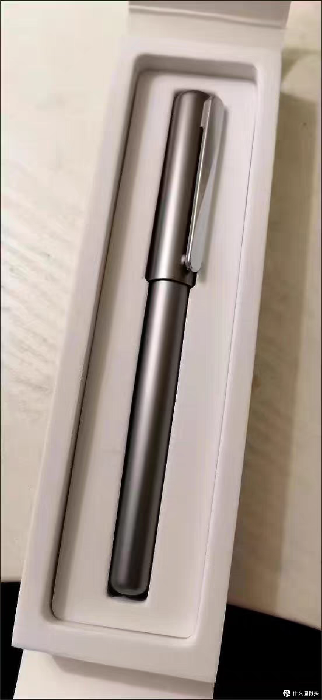 一款书写起来十分流畅不压纸的笔