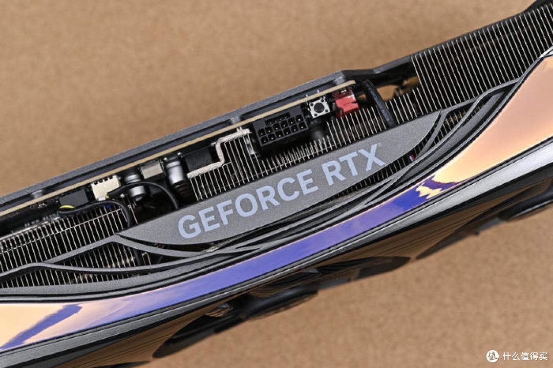 自然美感&极简设计——ROG Z790 HERO+分形工艺 North 装机展示