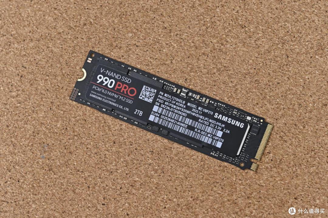 自然美感&极简设计——ROG Z790 HERO+分形工艺 North 装机展示