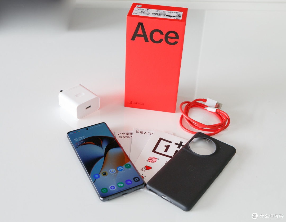 质感最好的性能手机?一加Ace2开箱体验