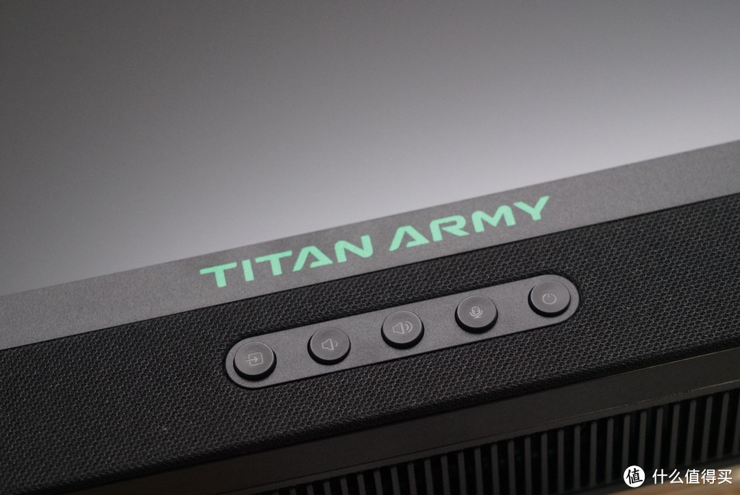音质超乎想象！泰坦军团新一代4K电竞屏M27E2V开箱分享