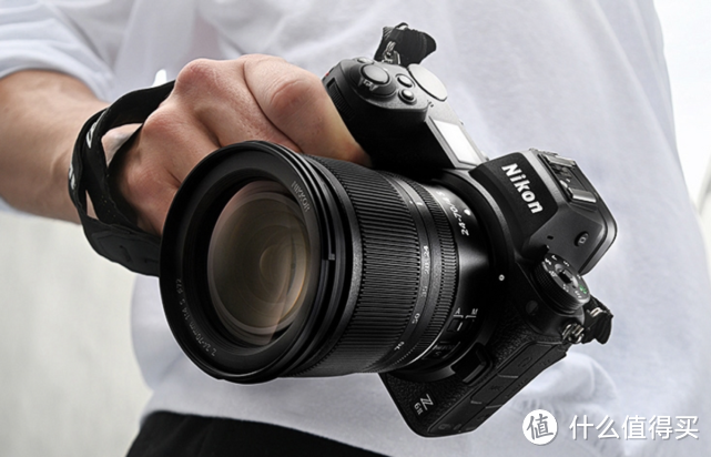 4款专业全画幅微单相机，涵盖“佳索尼松”，价格有所差异，新的一年该如何选择？