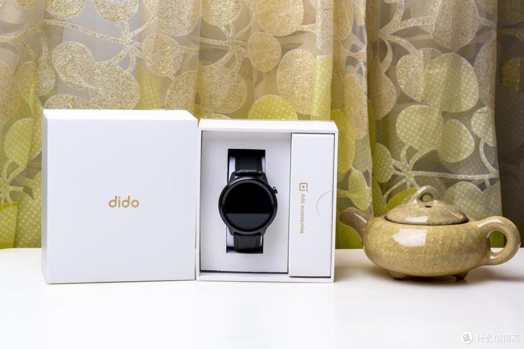 不扎手、不采血、全天监测血糖:dido E55S无创血糖监测智能手表
