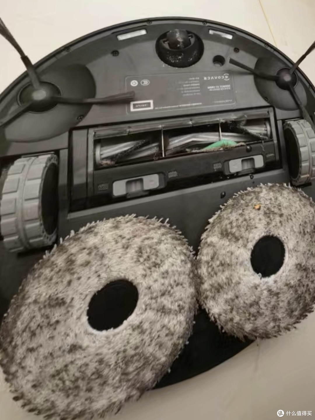 我的装备清单。科沃斯(Ecovacs)扫地机器人扫拖一体 X1 OMNI