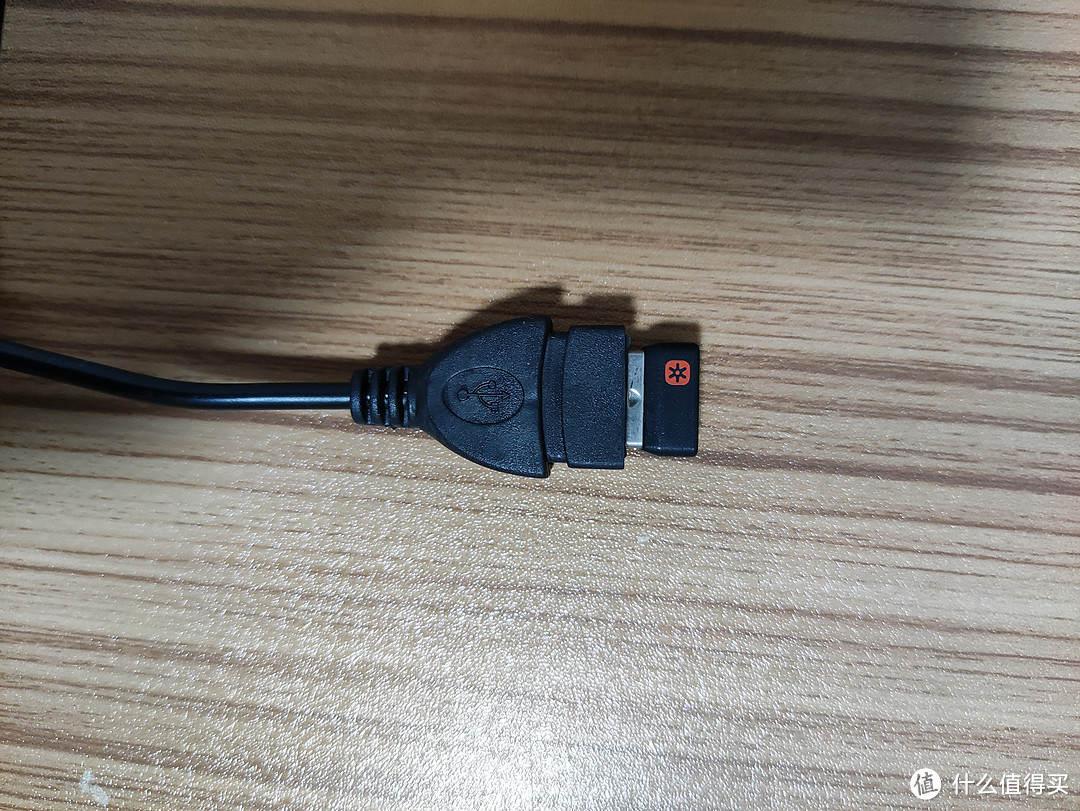 搞怪猪GAZ USB2.0延长线分享