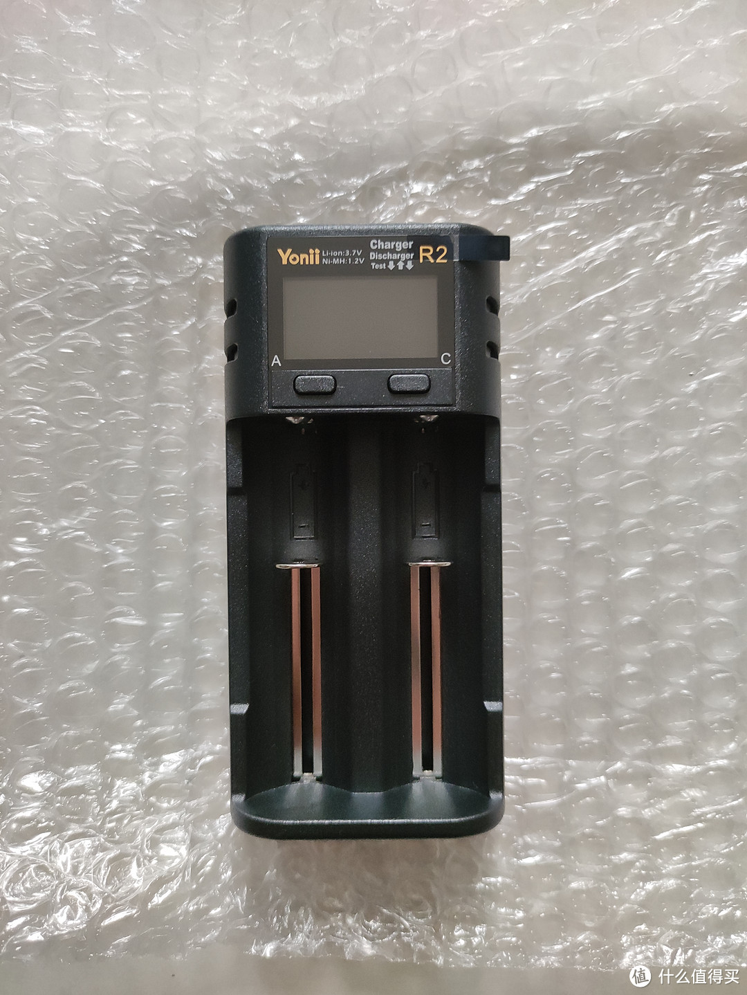Yonii R2分容测试双卡槽18650充电器分享