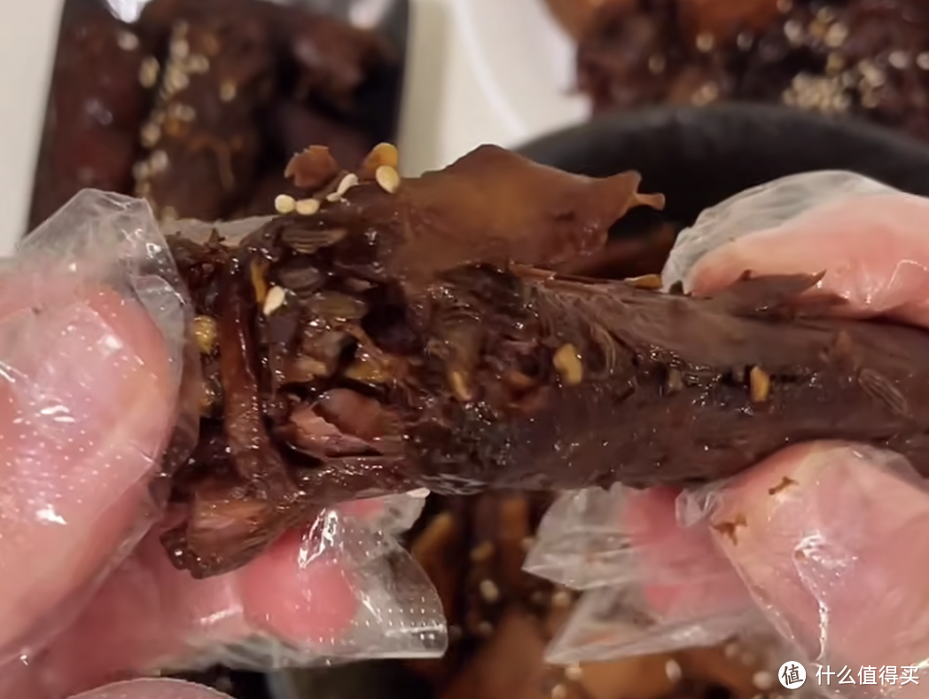 周黑鸭哭了:自制美味鸭脖