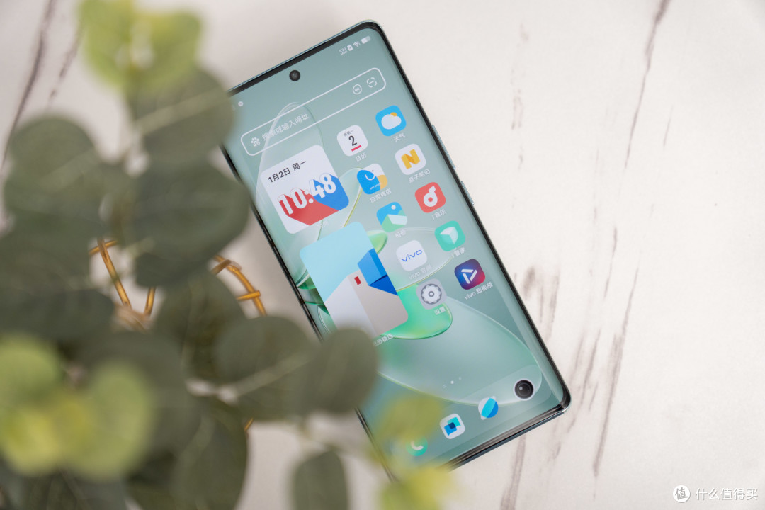 温润如玉,轻如薄翼——vivoS16pro