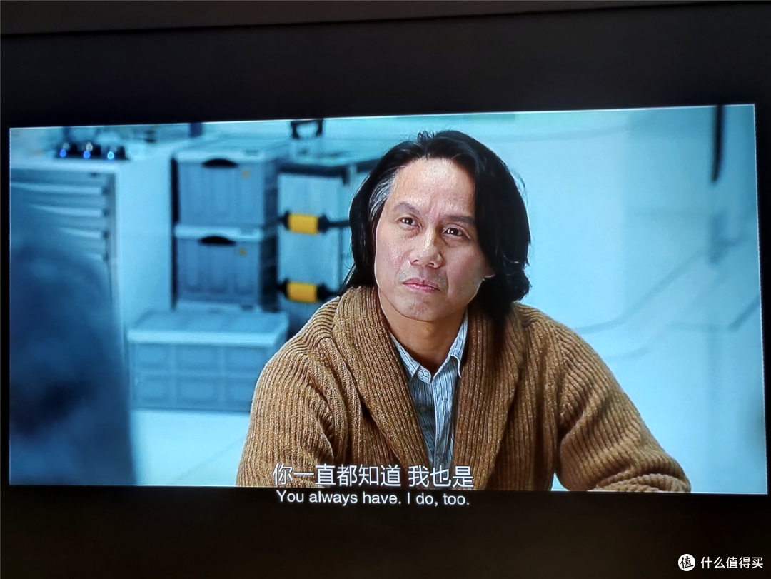 新房装修没买电视,试了试光元素A1投影仪:还好没让我踩坑