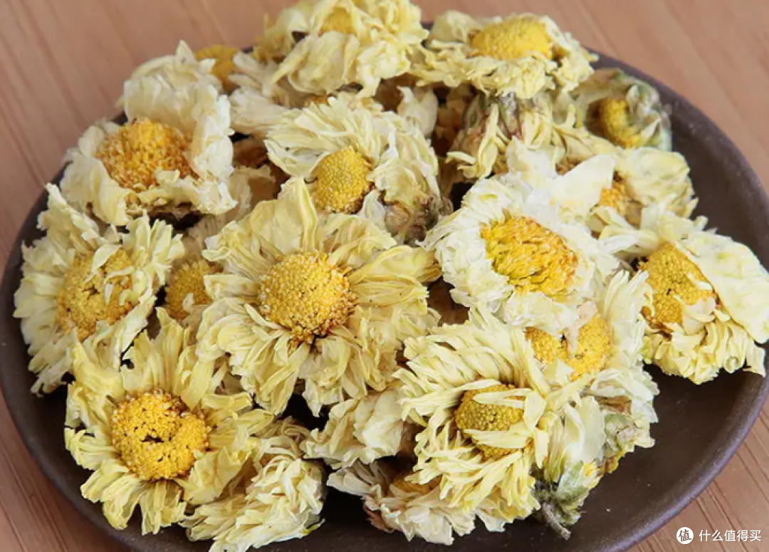 年龄大了不能喝菊花茶?牢记“2喝3不喝”,喝对才有益