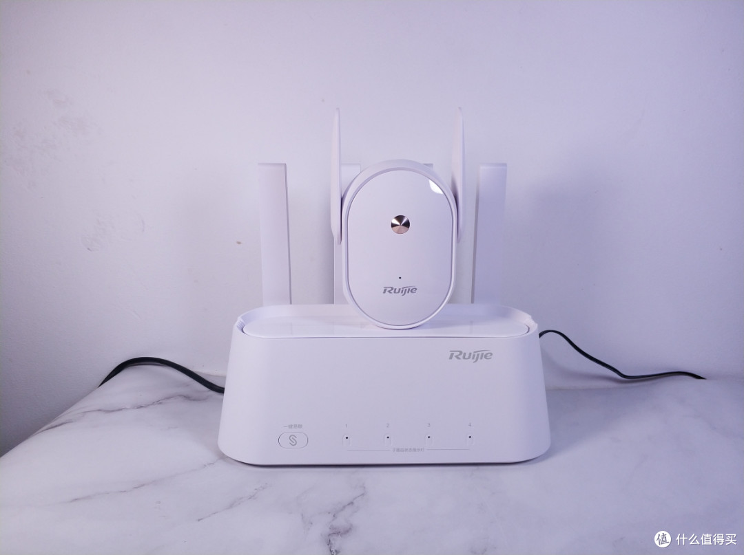苟且生活篇七十一：锐捷蜂鸟套装路由器：全屋WiFi覆盖，网络高速强劲_ 