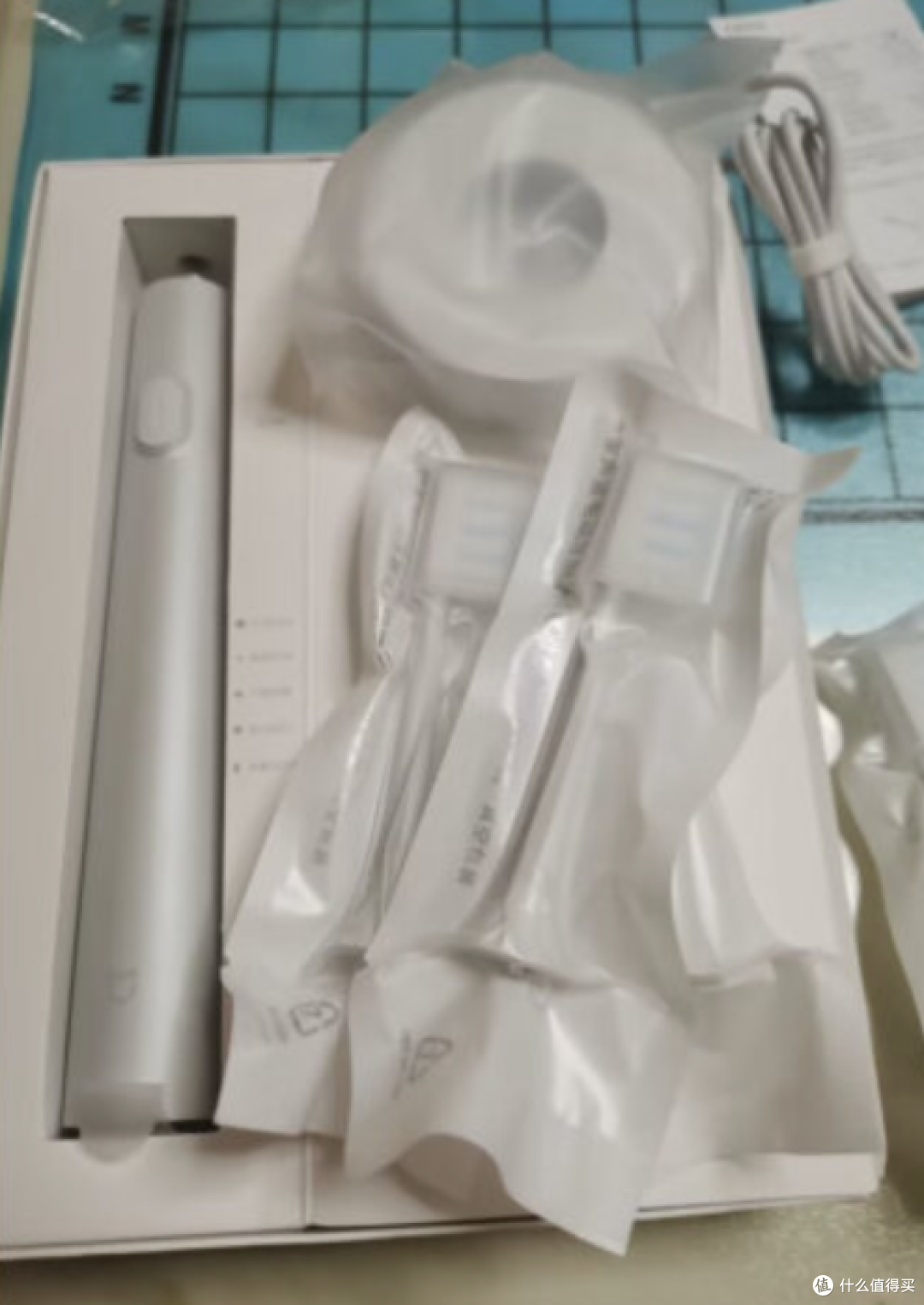 使用电动牙刷使我快乐