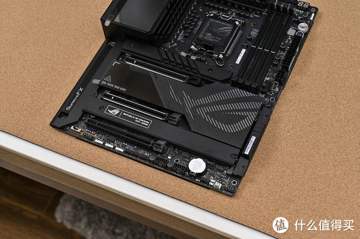 经典再升级——ROG Z790 HERO+酷冷至尊 TD500 Mesh V2 装机展示