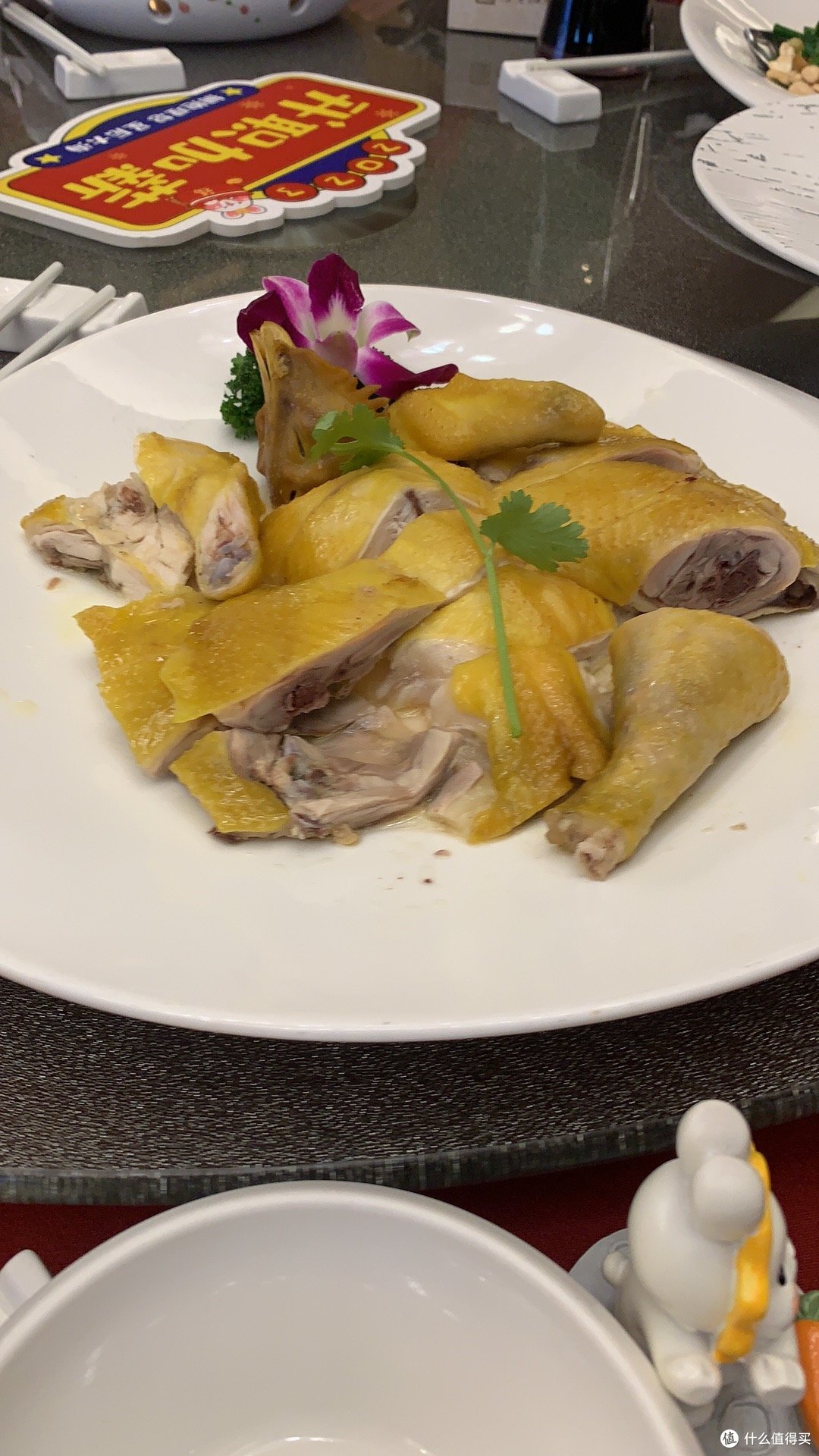 怎么在家做美味的盐焗鸡?简单方便美味的方法教给你!