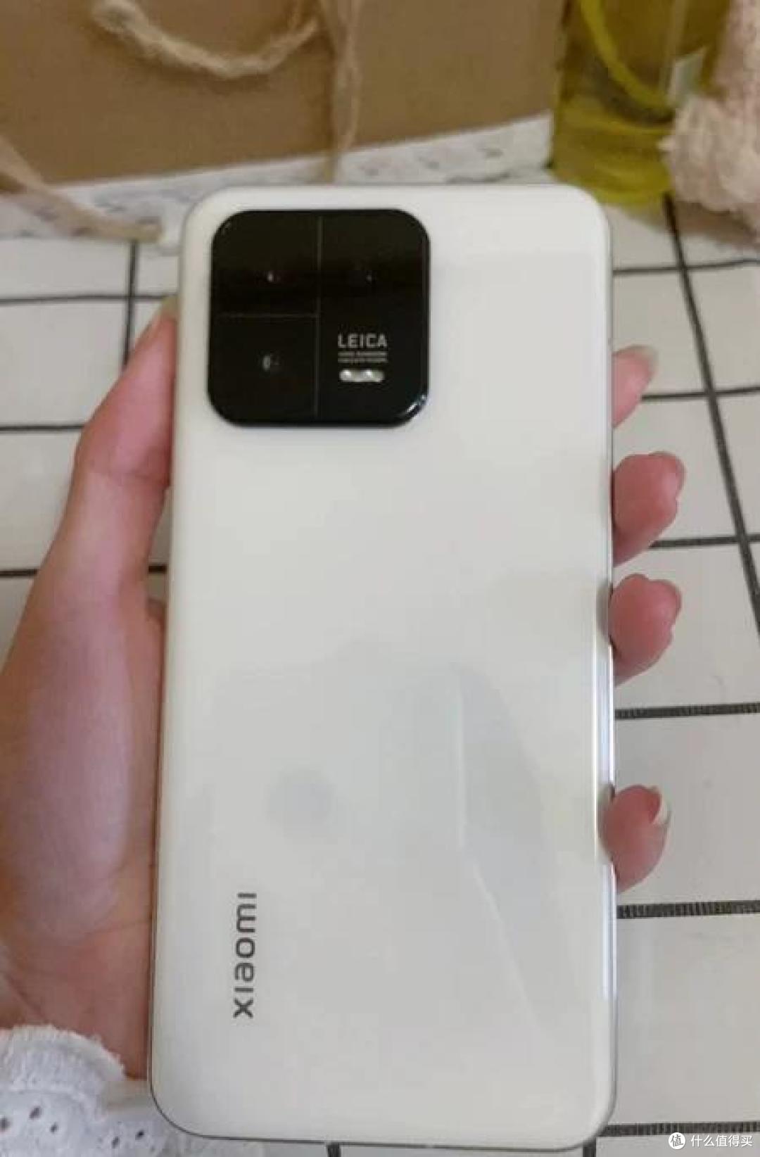 骁龙8Gen2处理器,6.36英寸屏幕,小米13