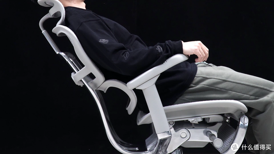 打工人久坐劳损，花三千保护老腰，保友金豪EW2人体工学椅评测