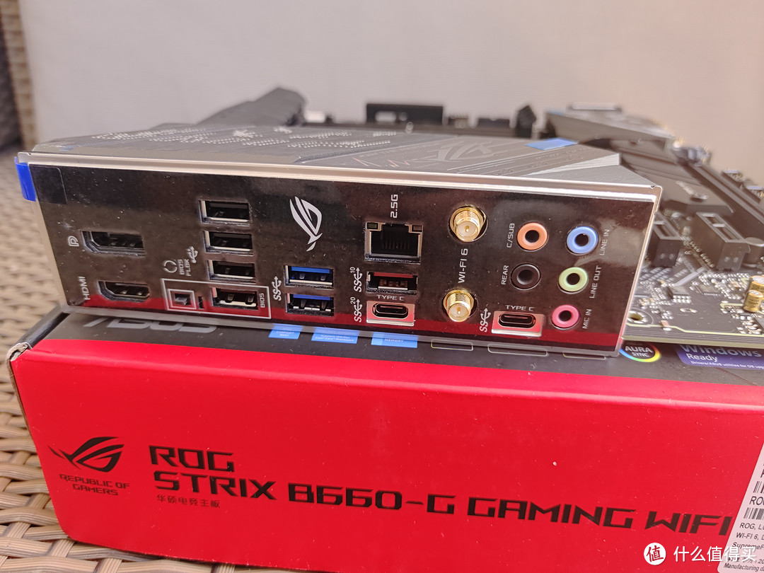  极品超频到5.4G!G7400大战RTX4090