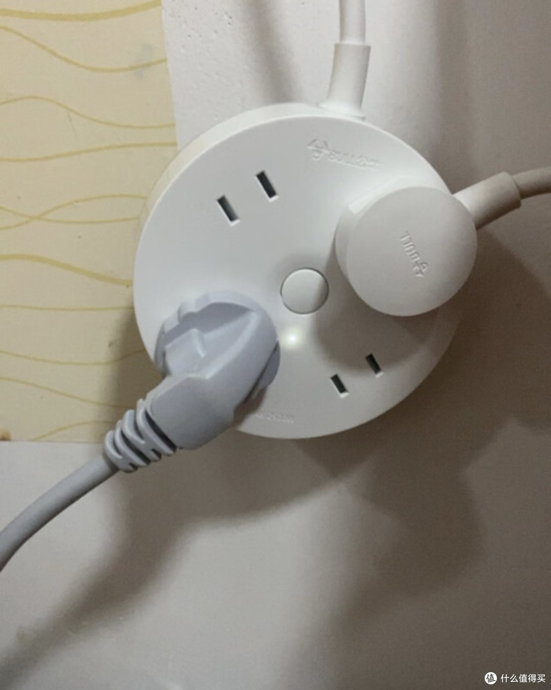 公牛一转四插座如何，简单讲讲优缺点