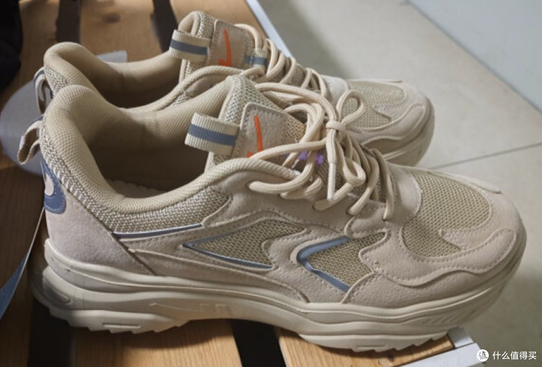 鞋子,新学期开始必备物品