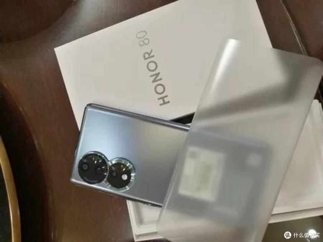 荣耀80,骁龙782G处理器,MagicOS 7.0系统