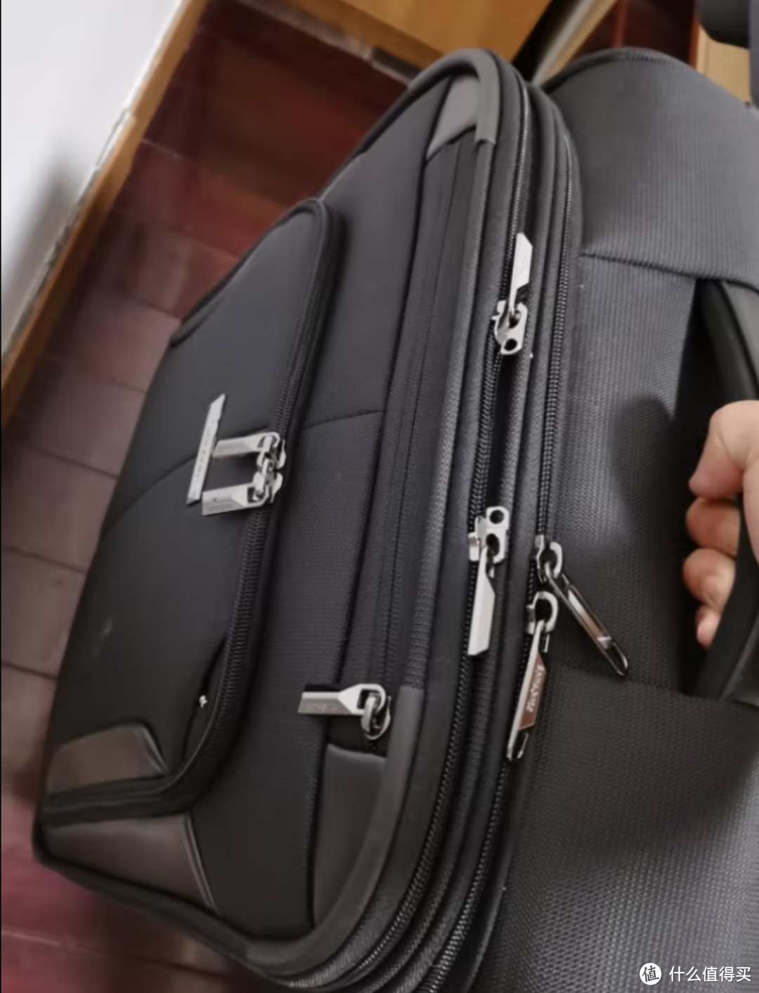 Samsonite/新秀丽拉杆箱万向轮行李箱男女通用旅行箱登机箱大容量BP0*09007黑色20英寸