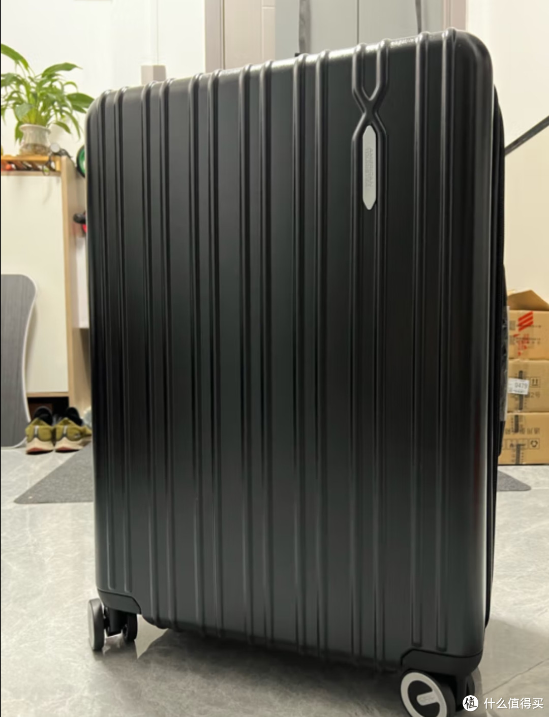 美旅箱包（AmericanTourister）男女商务行李箱顺滑万向轮旅行箱大容量可扩展24英寸79B日食蓝