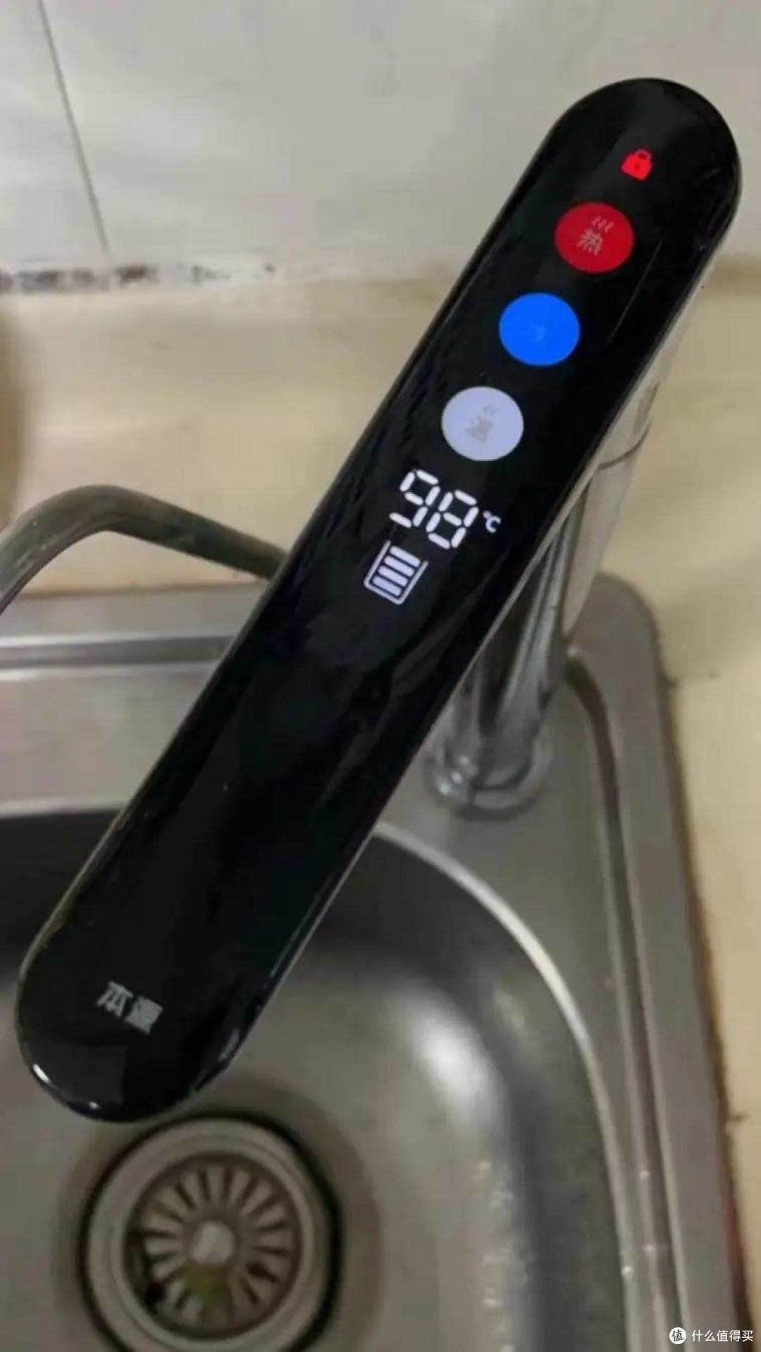 本源家用反渗透加热净水器,让用水更加安全方便
